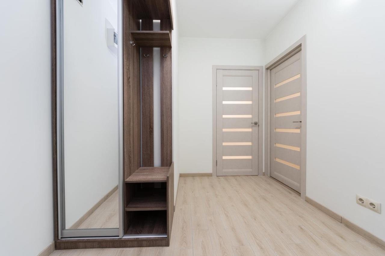 Apartments Riviera,20 минут от центра Киев Екстериор снимка